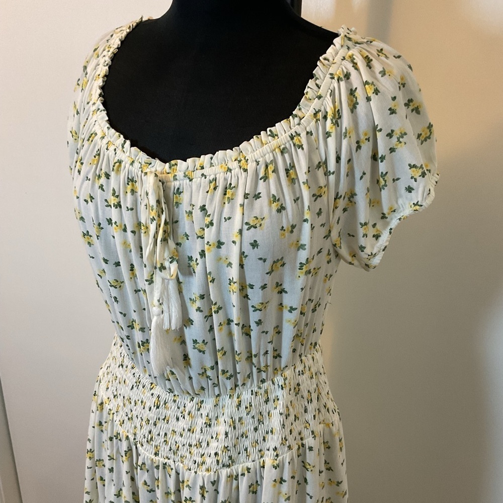 Justily Cream Green Floral Smocked Midi Sundress 1X Flutter Sleeve Cottagecore - Picture 4 of 7